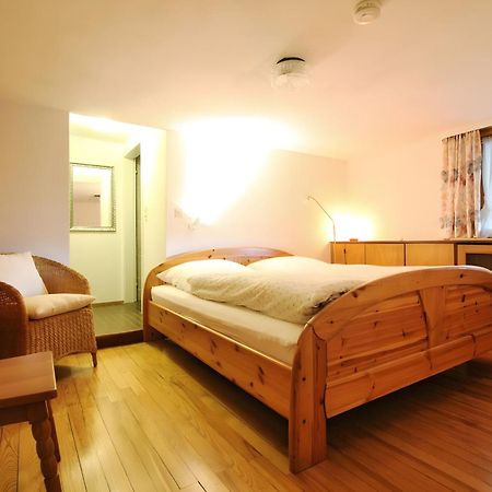 Room In Guest Room - Double Room Apple Blossom Schuttertal Exterior photo